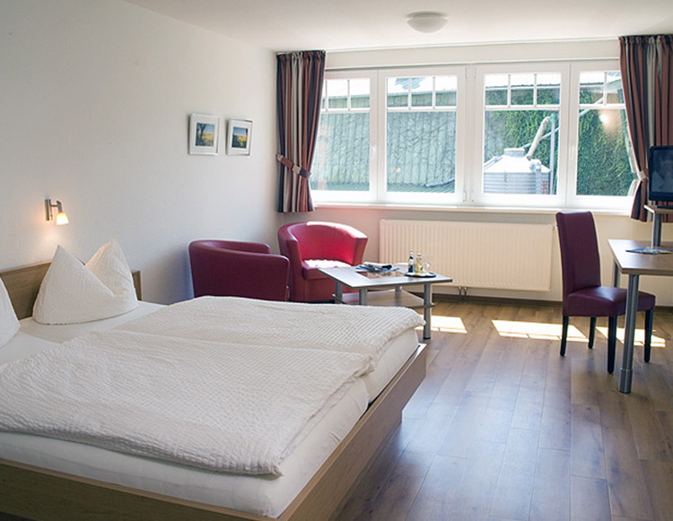 Hotelzimmer - Zum Eckkrug in Zarpen Hotelzimmer - Zum Eckkrug in Zarpen